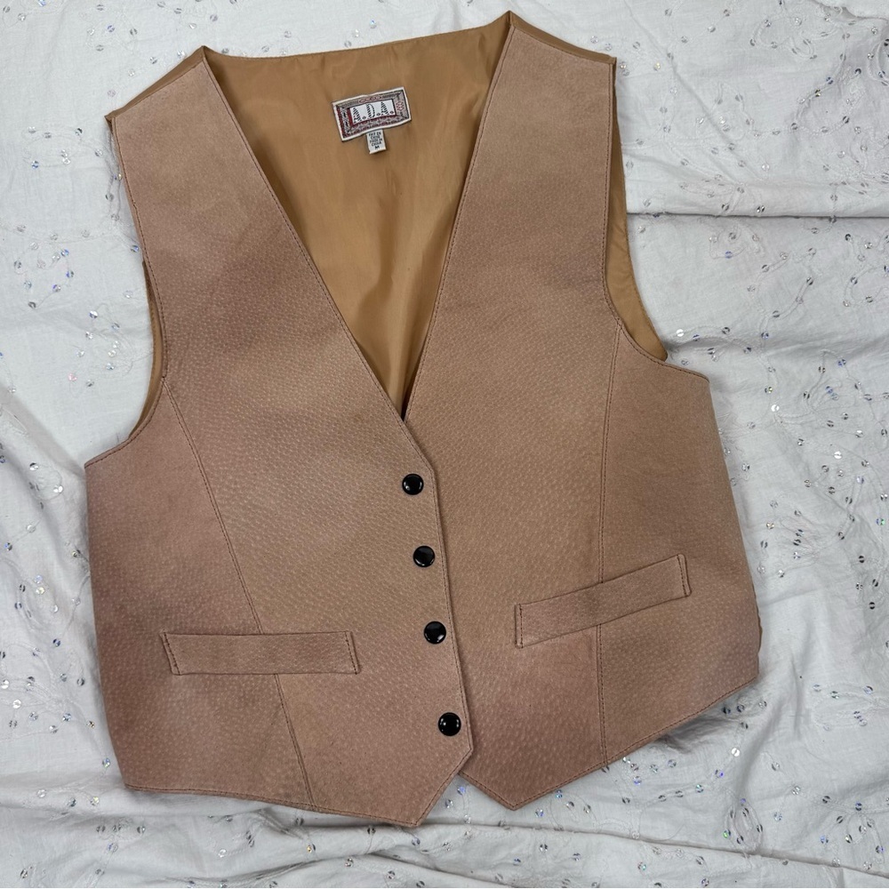 Vintage 90s A.D.A. Camel Color Suede Leather Snap closure Size Medium